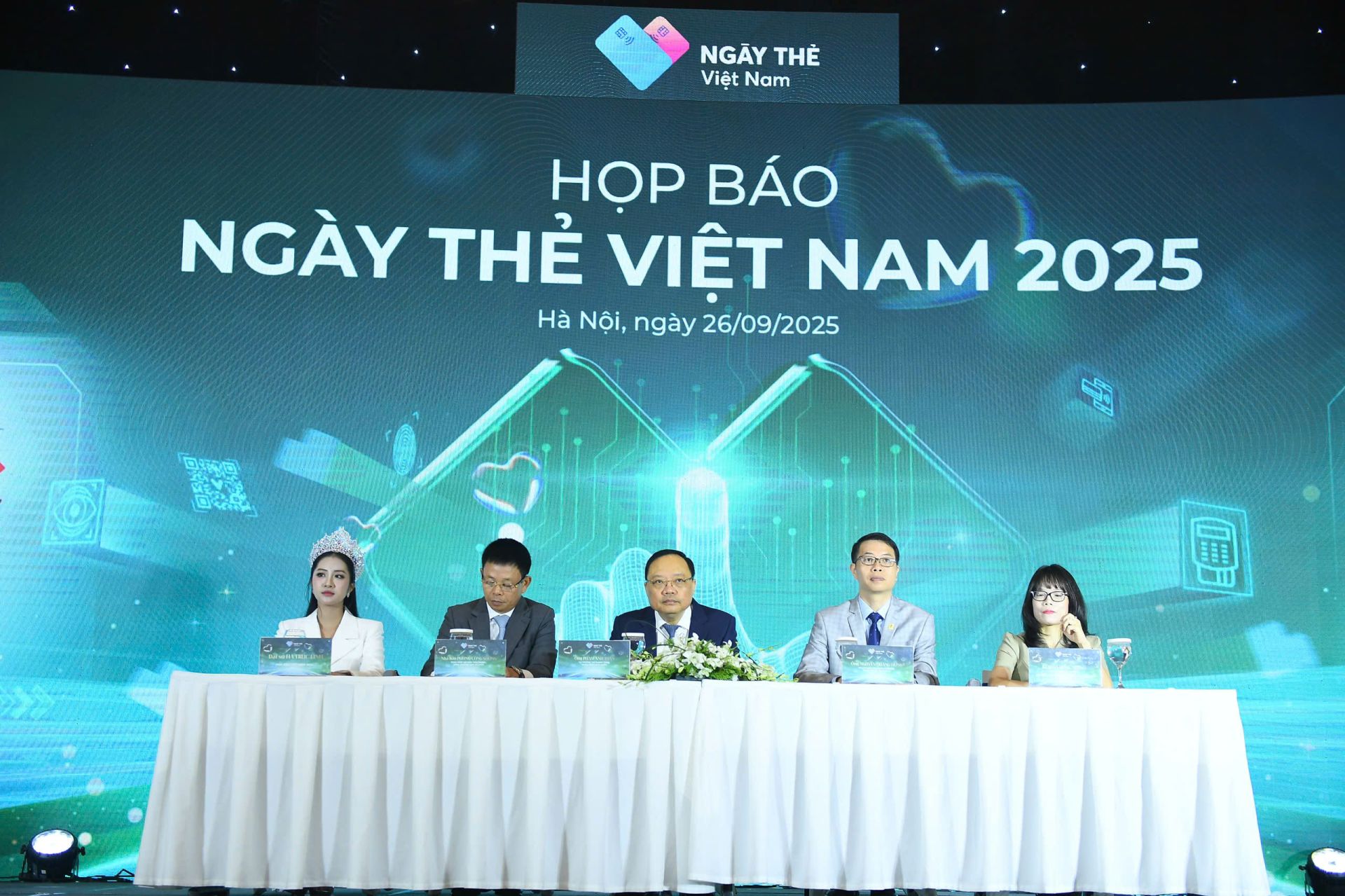 Ngày thẻ việt nam