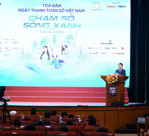 “Chạm số - Sống xanh”: Nhắn nhủ sinh viên tiêu dùng có trách nhiệm